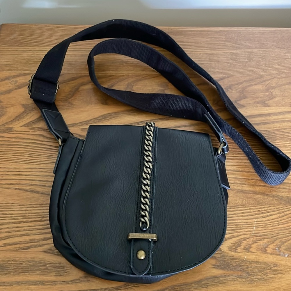 Women’s crossbody purse